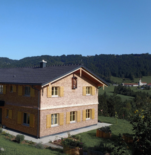 Neubau Wohnhaus mit Ferienwohnungen in Scheidegg
